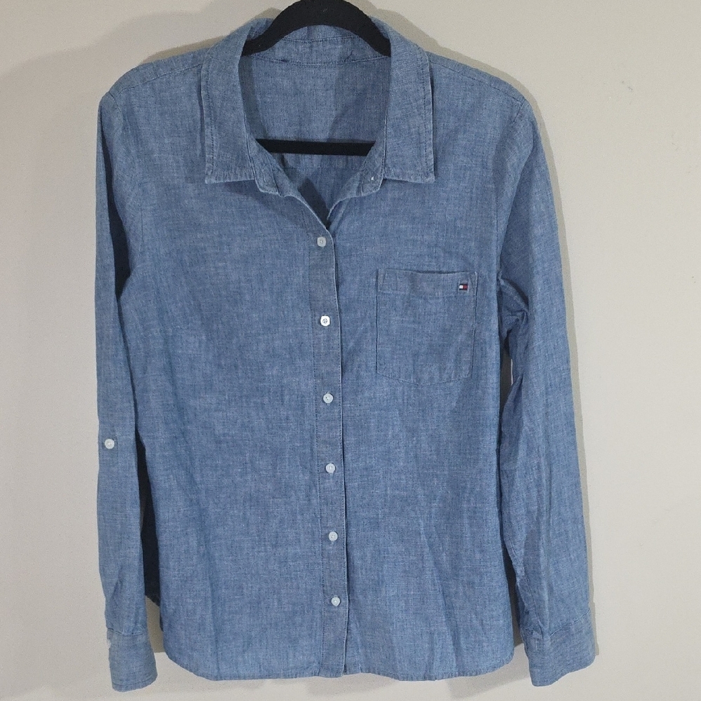Tommy Hilfiger Blue Chambray Button Down Shirt